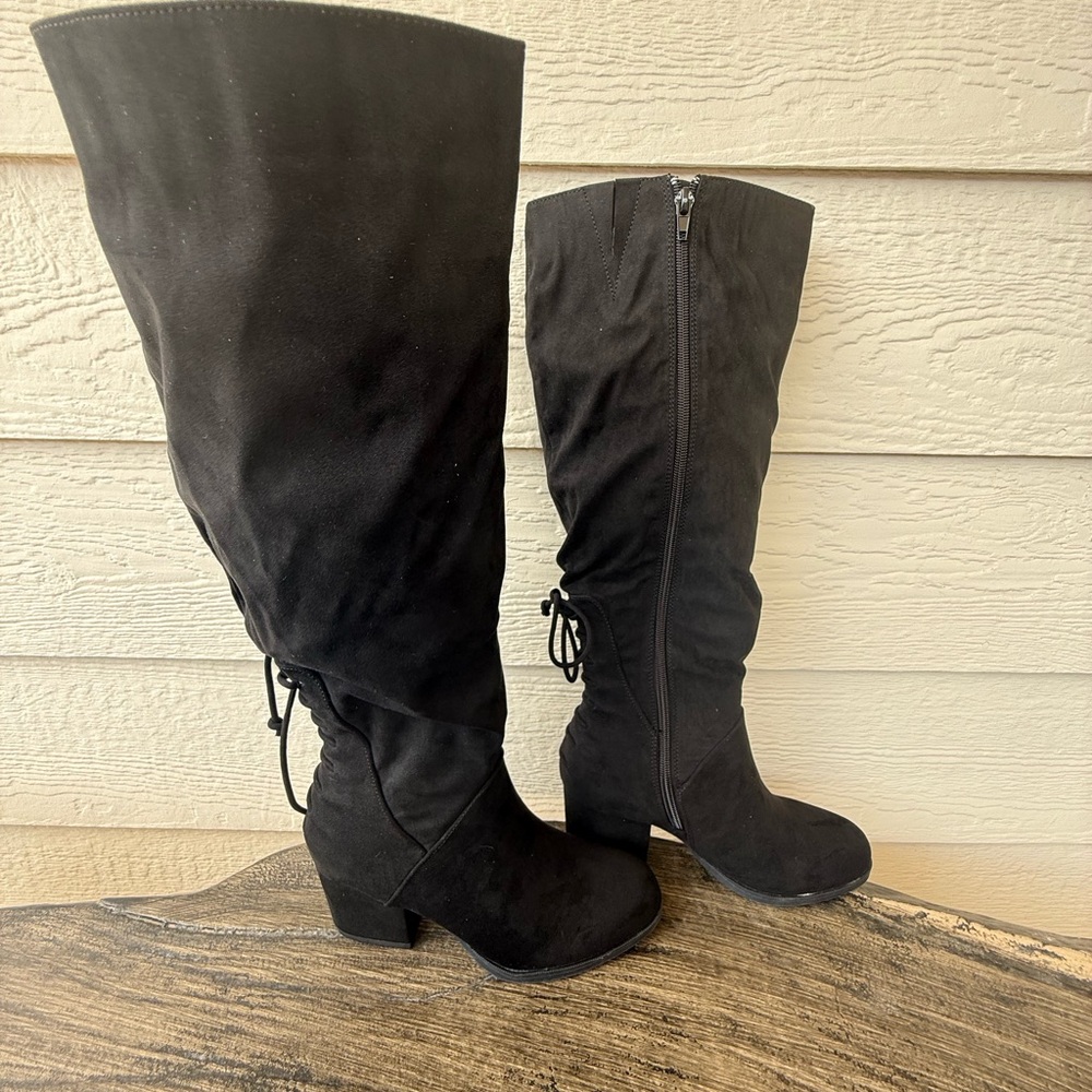 Journee Collection Black Knee-High Women's Boots Size 6WC